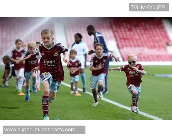 足球热潮下的QQ名字创意分享助你打造个性化球迷形象